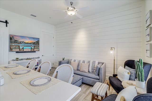 190 Social Cr 10-303, Port Aransas, TX 78373
