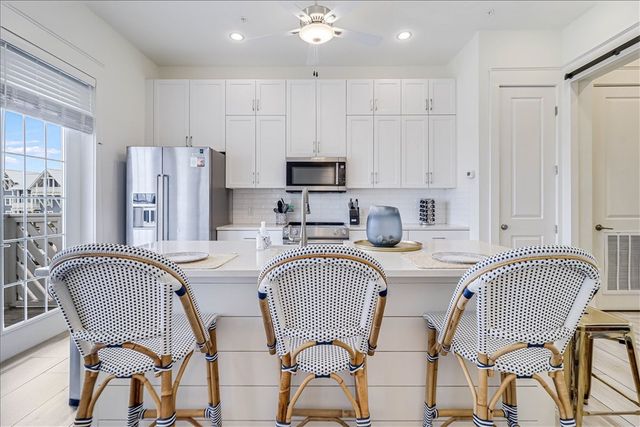 190 Social Cr 10-303, Port Aransas, TX 78373