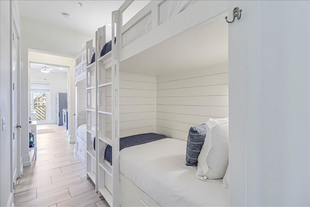 190 Social Cr 10-303, Port Aransas, TX 78373