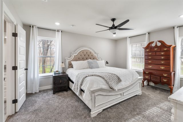 656 Calmwater Court, Mabank, TX 75143