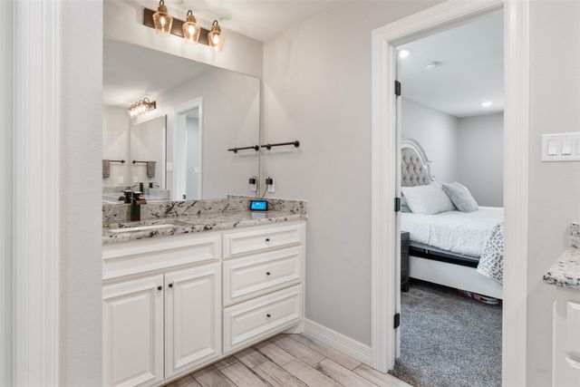 656 Calmwater Court, Mabank, TX 75143