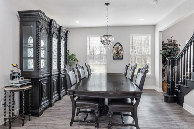 656 Calmwater Court, Mabank, TX 75143