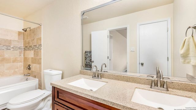 5642 Lovett Oaks, San Antonio, TX 78218