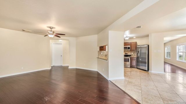 5642 Lovett Oaks, San Antonio, TX 78218