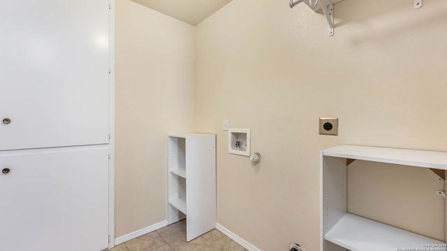 5642 Lovett Oaks, San Antonio, TX 78218