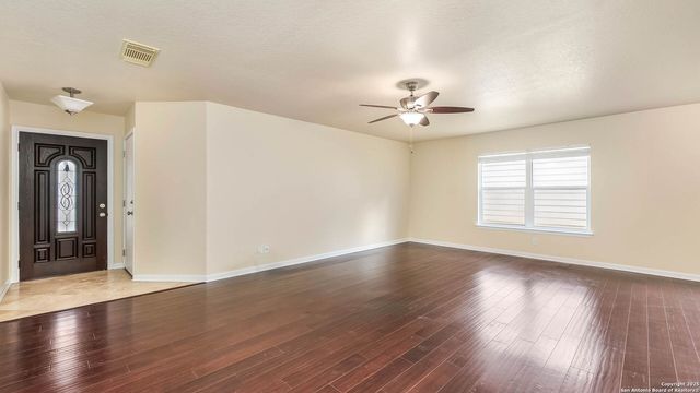 5642 Lovett Oaks, San Antonio, TX 78218