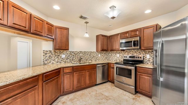 5642 Lovett Oaks, San Antonio, TX 78218