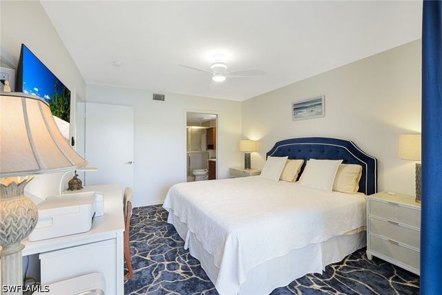 1250 Yesica Ann CIR E106, Naples, FL 34110