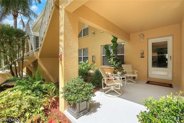 1250 Yesica Ann CIR E106, Naples, FL 34110