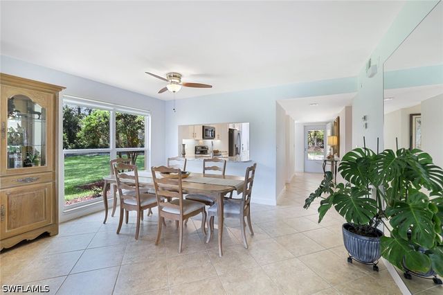 1250 Yesica Ann CIR E106, Naples, FL 34110