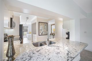 1250 Yesica Ann CIR E106, Naples, FL 34110