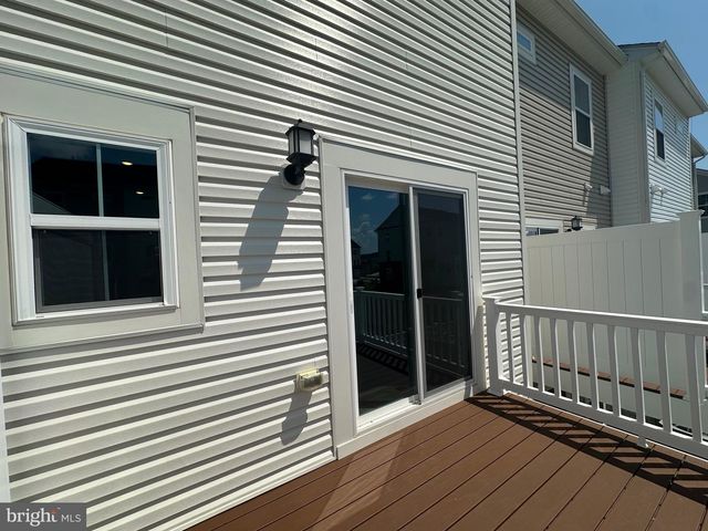 5631 LUDLOW PL, White Plains, MD 20695