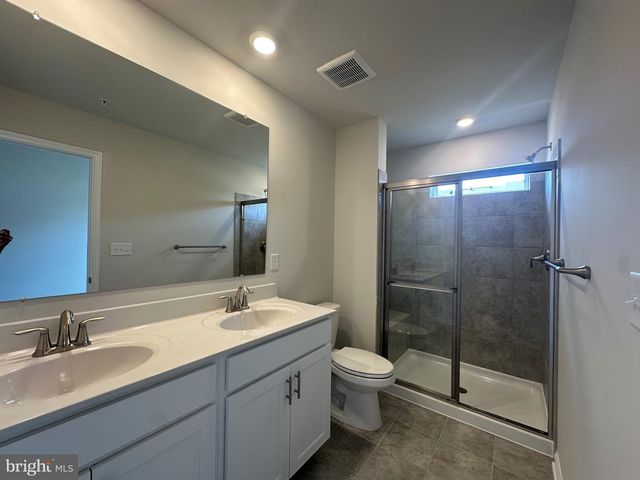 5631 LUDLOW PL, White Plains, MD 20695