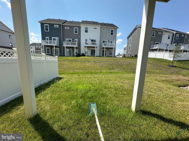 5631 LUDLOW PL, White Plains, MD 20695