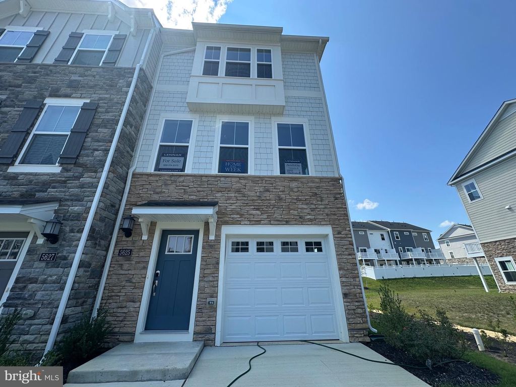 5631 LUDLOW PL, White Plains, MD 20695