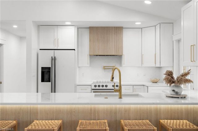 13270 Electron DR, Fort Myers, FL 33908