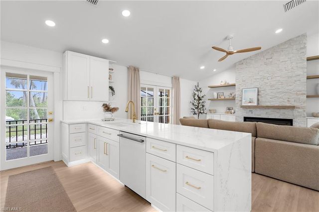 13270 Electron DR, Fort Myers, FL 33908