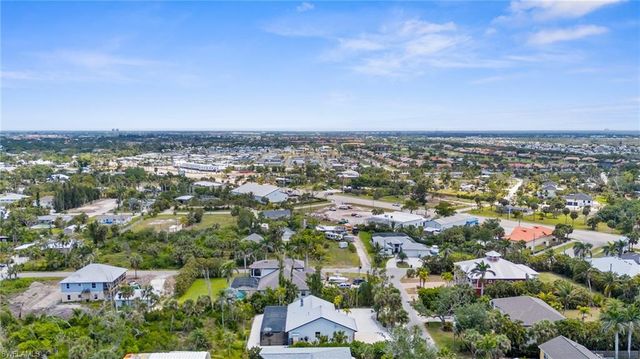 13270 Electron DR, Fort Myers, FL 33908