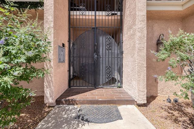 1317 East St Louis Avenue A, Las Vegas, NV 89104