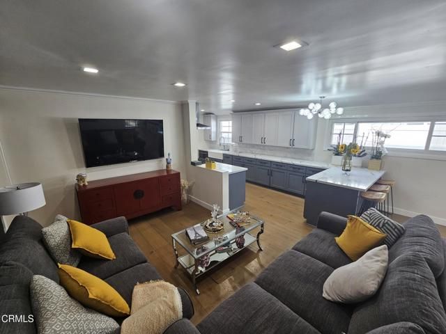 1700 N Pass Avenue, Burbank, CA 91505