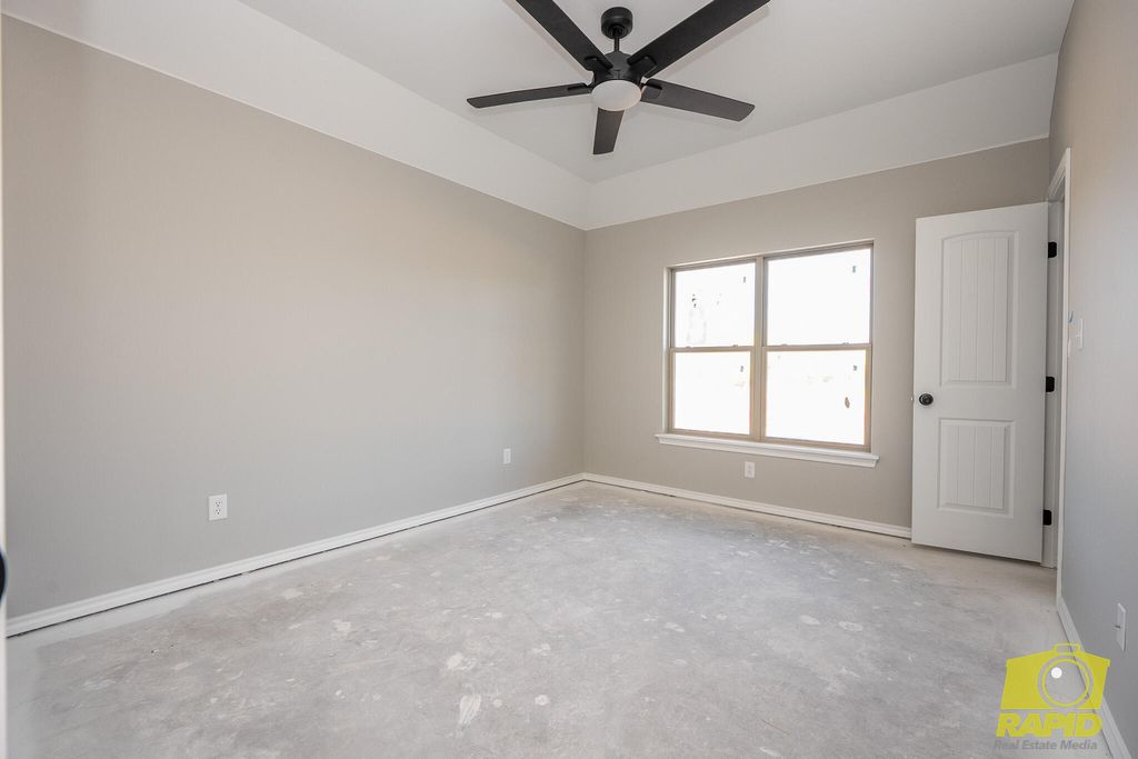 Image 10 of property listing at 3990 Wildebeest Way, San Angelo, TX 76901