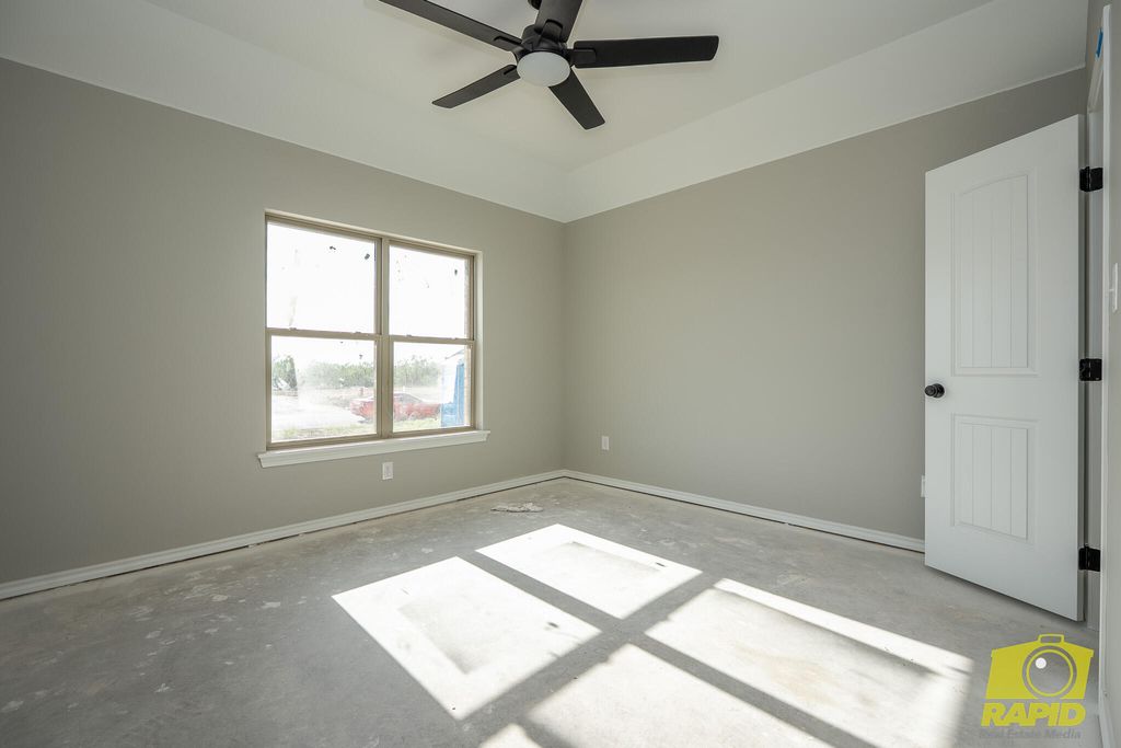 Image 11 of property listing at 3990 Wildebeest Way, San Angelo, TX 76901