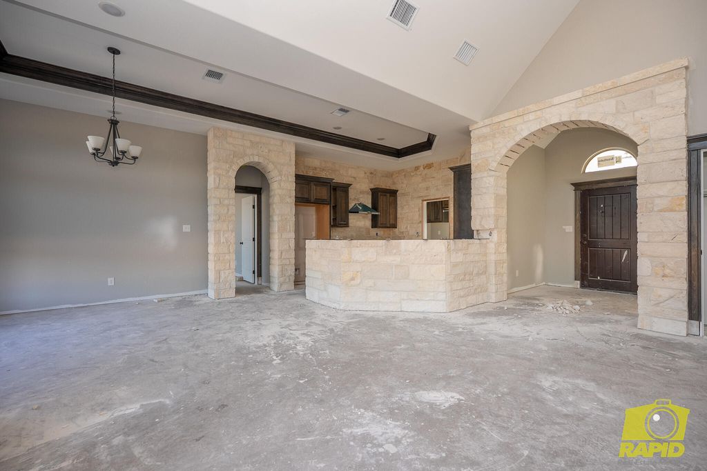 Image 4 of property listing at 3990 Wildebeest Way, San Angelo, TX 76901