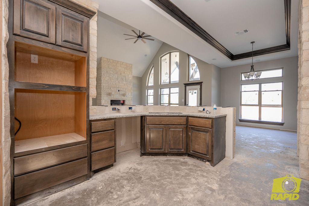 Image 7 of property listing at 3990 Wildebeest Way, San Angelo, TX 76901