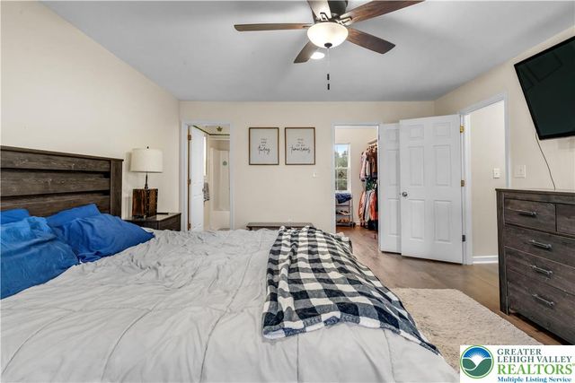 174 Cherry Hill Road, Bushkill Twp, PA 18064
