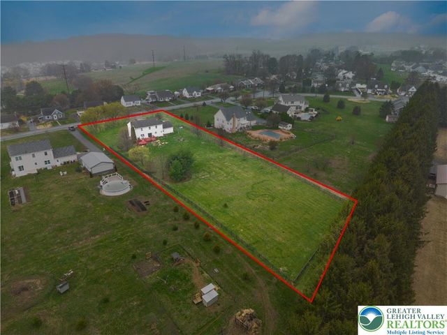 174 Cherry Hill Road, Bushkill Twp, PA 18064