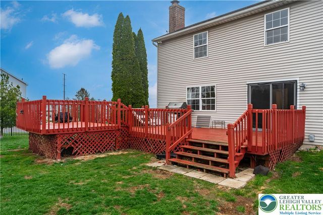 174 Cherry Hill Road, Bushkill Twp, PA 18064