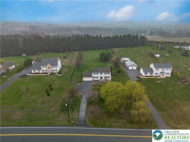 174 Cherry Hill Road, Bushkill Twp, PA 18064