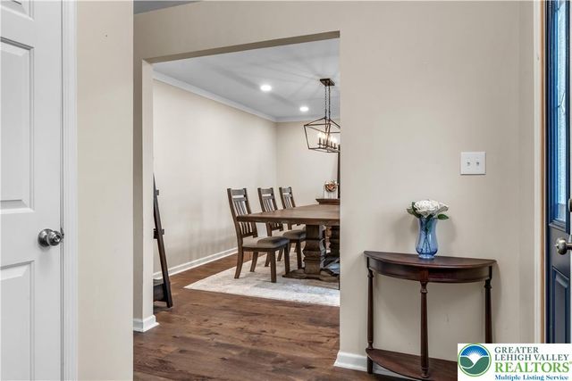174 Cherry Hill Road, Bushkill Twp, PA 18064