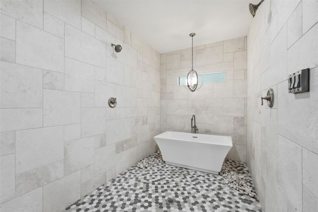 3111 Breezy Pines Court, Kingwood, TX 77339