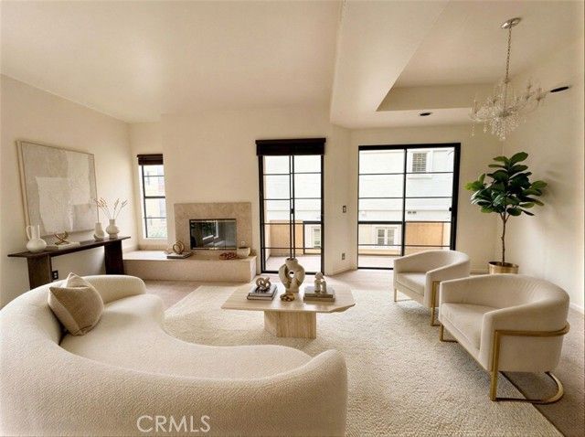 234 S Gale Drive 105, Beverly Hills, CA 90211