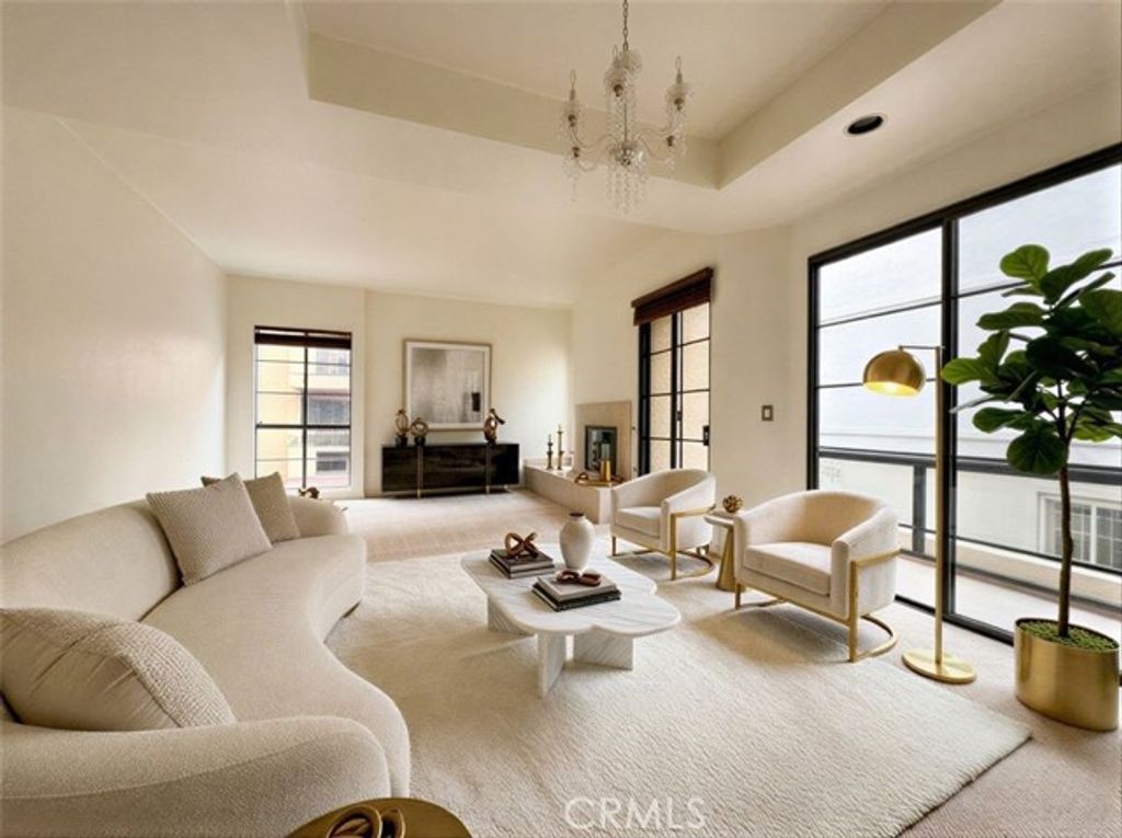 234 S Gale Drive 105, Beverly Hills, CA 90211