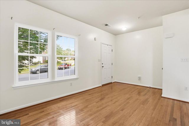 2113 INFANTRY DR, Frederick, MD 21702