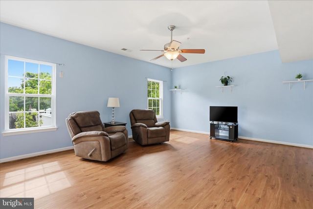 2113 INFANTRY DR, Frederick, MD 21702