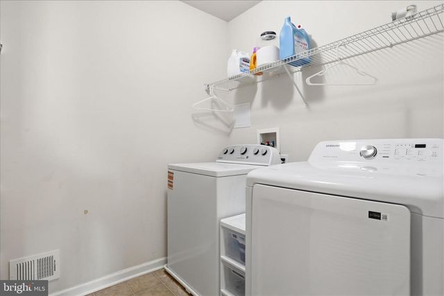 2113 INFANTRY DR, Frederick, MD 21702