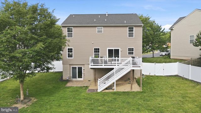 2113 INFANTRY DR, Frederick, MD 21702