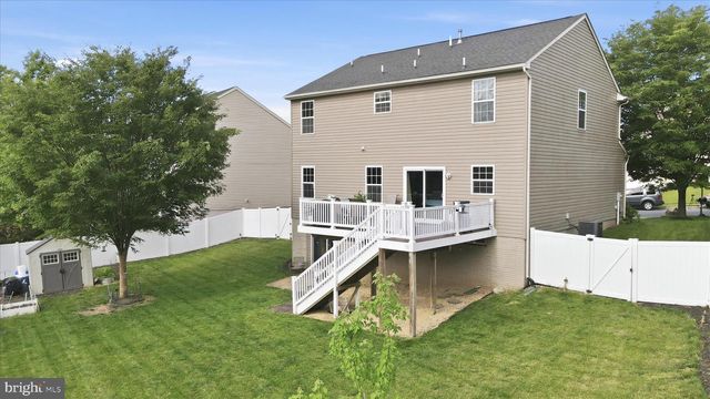 2113 INFANTRY DR, Frederick, MD 21702