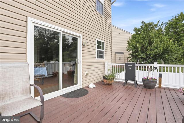 2113 INFANTRY DR, Frederick, MD 21702