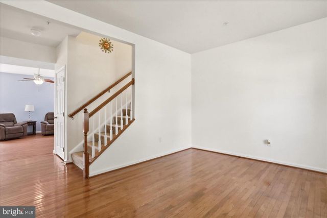 2113 INFANTRY DR, Frederick, MD 21702