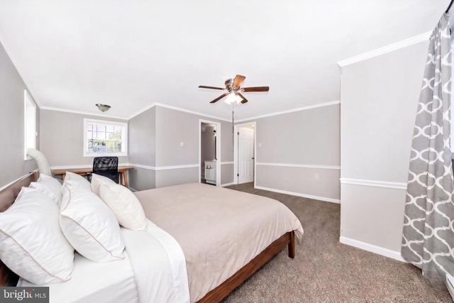 1545 TUSCAWILLA DR, Charles Town, WV 25414