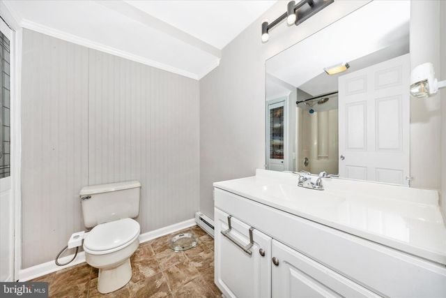 1545 TUSCAWILLA DR, Charles Town, WV 25414