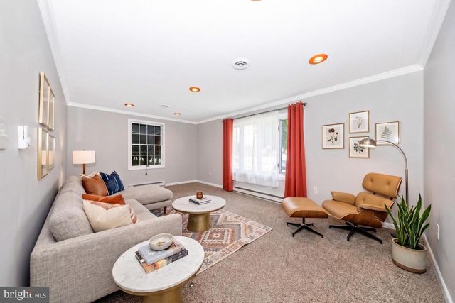 1545 TUSCAWILLA DR, Charles Town, WV 25414