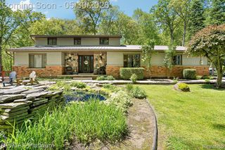 2615 Shagbark, Milford, MI 48380