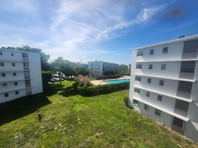8600 N Sherman Circle N 408, Miramar, FL 33025