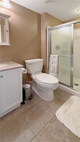 103 Lakeview Dr, Robinson Twp, PA 15136