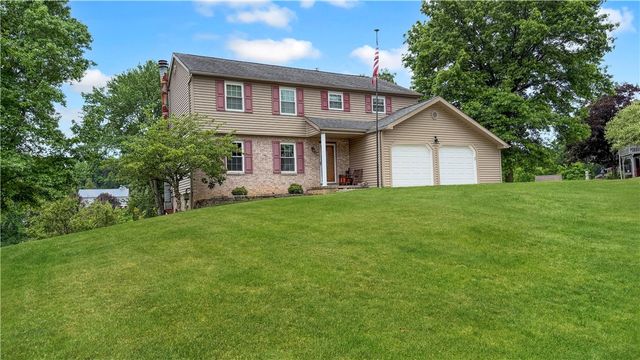 103 Lakeview Dr, Robinson Twp, PA 15136